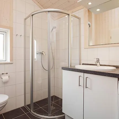 Wellness Retreat Near Baltic Shore Tatil Evi Großenbrode
