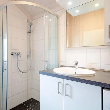 Wellness Retreat Near Baltic Shore Tatil Evi Großenbrode